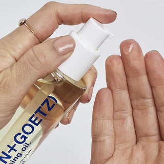 Cleansing oil