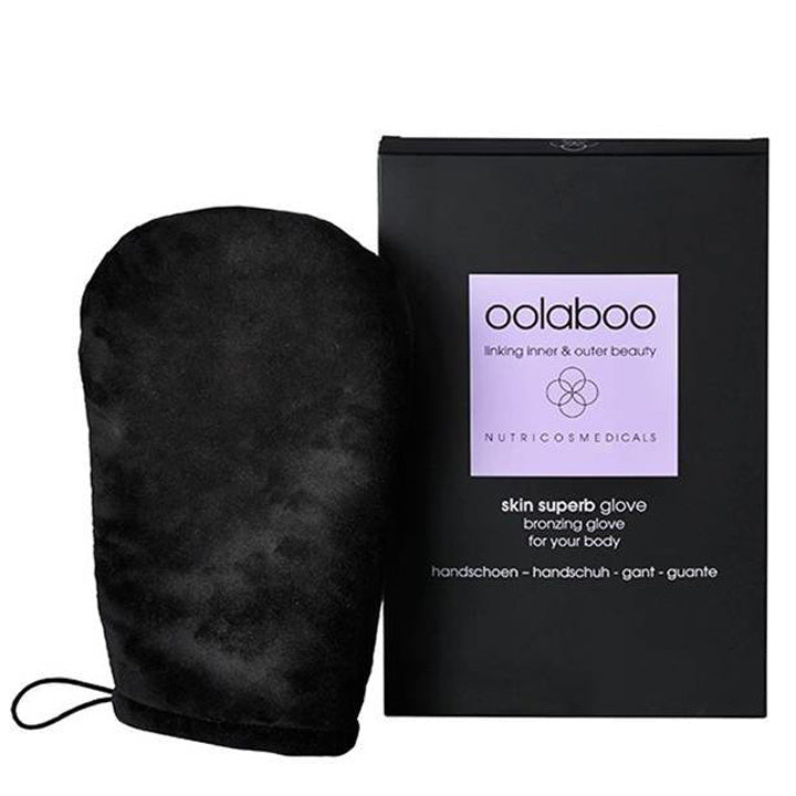 Oolaboo Skin Superb Bronzing Glove handschoen naast doosje