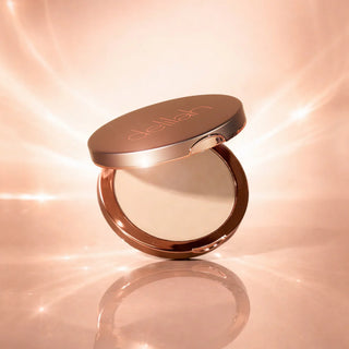 Delilah Cosmetics Pure Touch Hyaluronic Pressed Powder sfeer