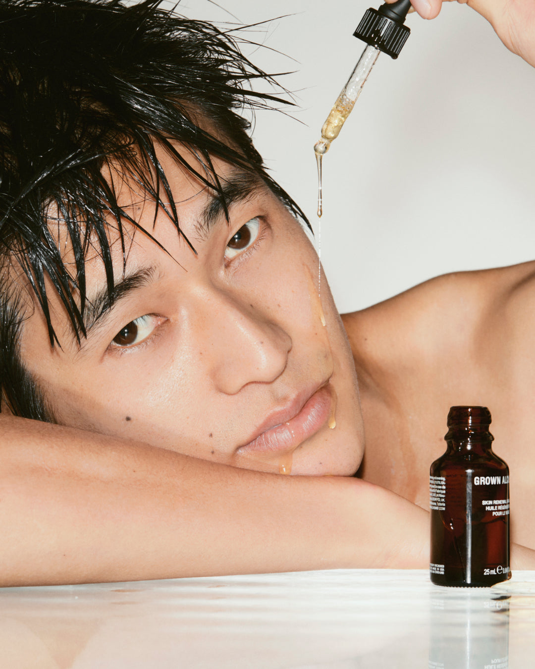 Grown Alchemist Skin Renewal Facial Oil sfeer