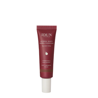 idun minerals Hydrasoft Mineral Foundation Helga