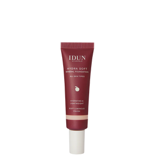 idun minerals Hydrasoft Mineral Foundation signe