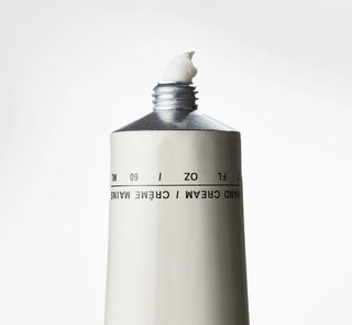 Salt & Stone Hand Cream Neroli & Basil sfeer