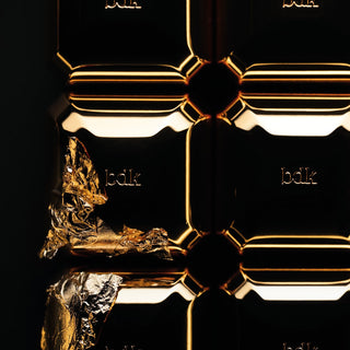 BDK Parfums Velvet Tonka Extrait gouden doppen van bovenaf met bladgoud