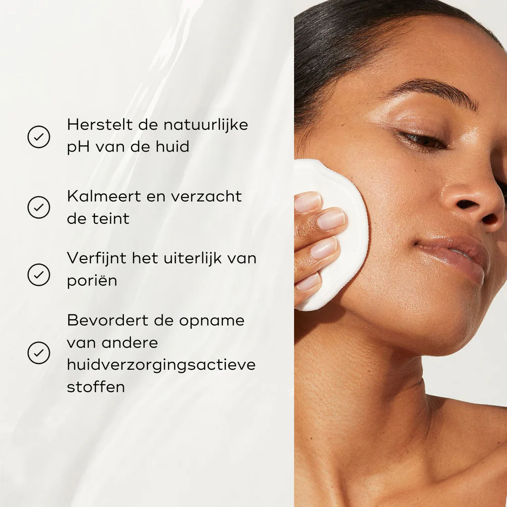 Medik8 Daily Refresh Balancing Toner 150ml model met wattenschijfje en voordelen