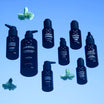 Oolaboo Smart Aesthetics Age Defense Skin Firmer lijn zwevend tegen blauwe lucht